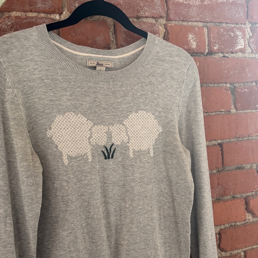 Bass Sheep Vintage Gray Crew Neck Sweater Cross stitch Knit Design Small
